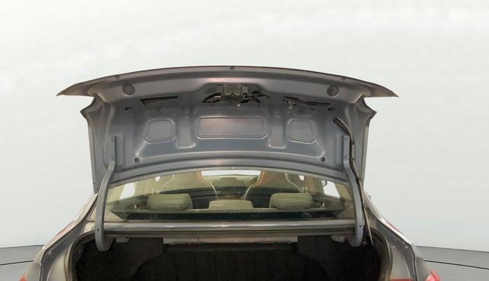 2015 Hyundai Xcent SX 1.2 (O), Petrol, Manual, 54,732 km, Boot Door Open