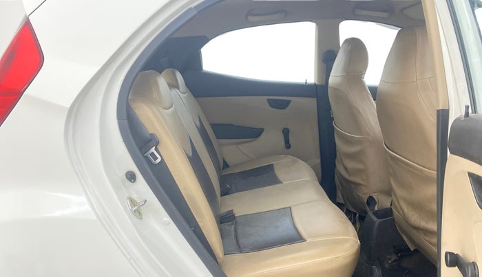 2015 Hyundai Eon ERA +, Petrol, Manual, 86,618 km, Right Side Rear Door Cabin