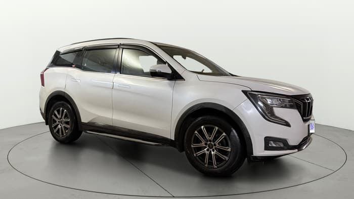 2022 Mahindra XUV700 AX 7 D MT 7 STR, Diesel, Manual, 79,877 km, Right Front Diagonal