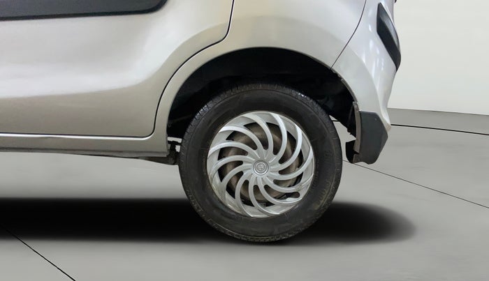 2014 Maruti Alto 800 LXI, Petrol, Manual, 82,985 km, Left Rear Wheel