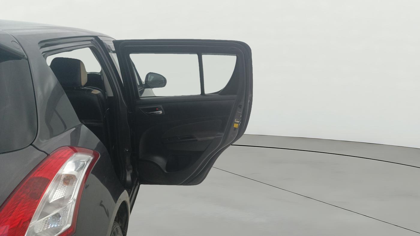 2017 Maruti Swift VXI, Petrol, Manual, 52,497 km, RHS Rear Door