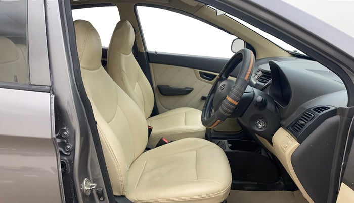 2013 Hyundai Eon D-LITE+, Petrol, Manual, 84,006 km, Right Side Front Door Cabin