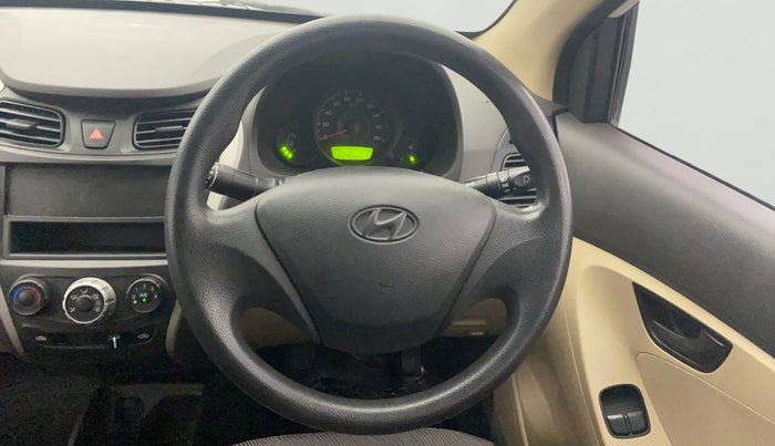 2013 Hyundai Eon ERA +, Petrol, Manual, 61,413 km, Steering Wheel Close Up