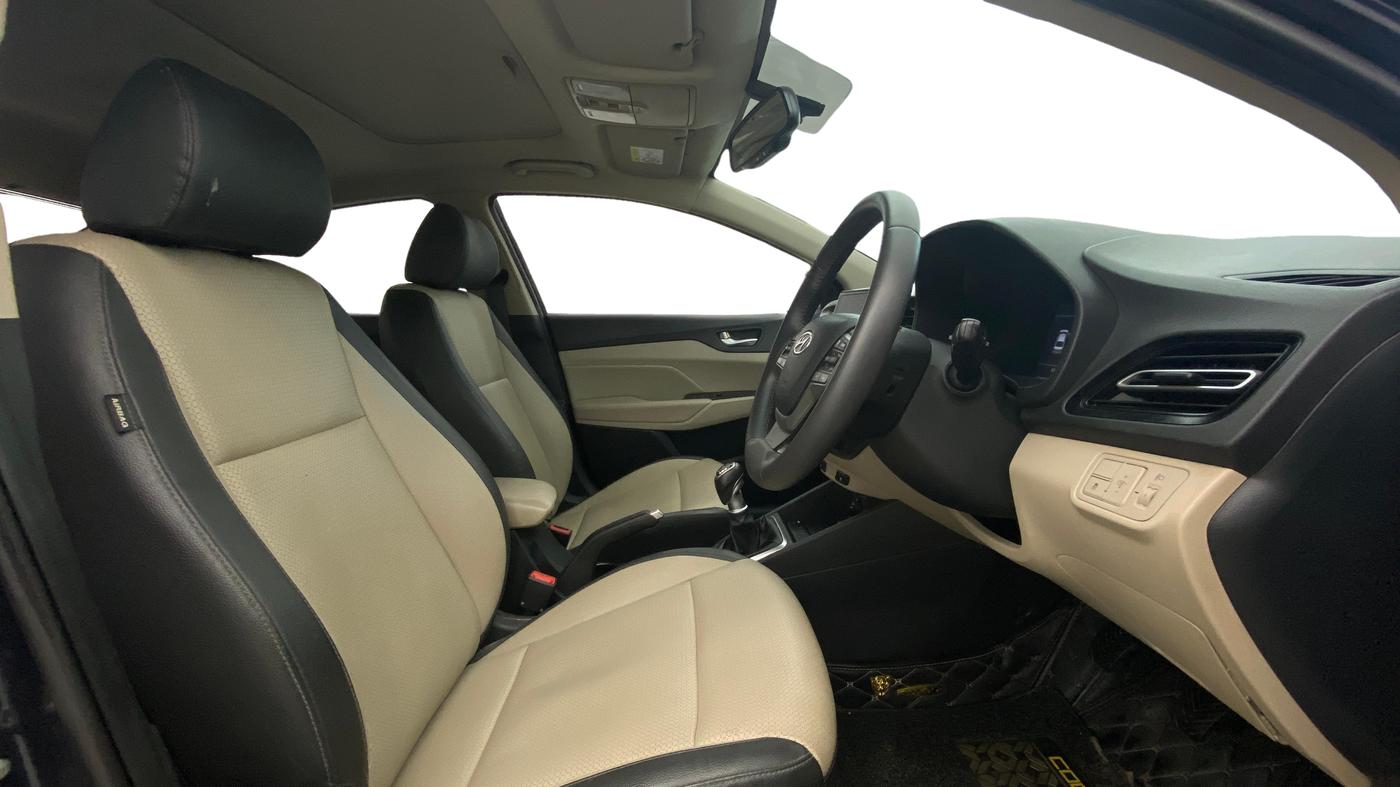 2021 Hyundai Verna SX (O)1.5 VTVT, Petrol, Manual, 57,306 km, Right Side Front Door Cabin