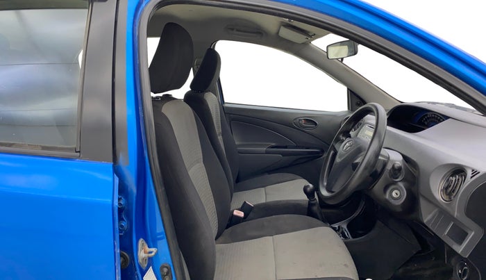 2013 Toyota Etios Liva G, Petrol, Manual, 26,024 km, Right Side Front Door Cabin