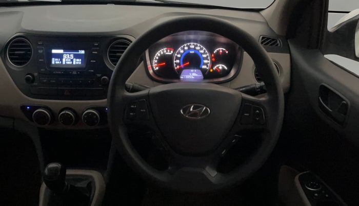2018 Hyundai Grand i10 MAGNA 1.2 KAPPA VTVT, Petrol, Manual, 1,10,034 km, Steering Wheel Close Up