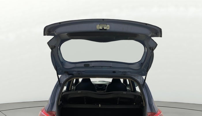 2014 Hyundai Grand i10 SPORTZ 1.2 KAPPA VTVT, Petrol, Manual, 33,989 km, Boot Door Open