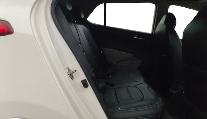 2016 Hyundai Grand i10 ASTA (O) 1.2 KAPPA VTVT, Petrol, Manual, 45,121 km, Right Side Rear Door Cabin