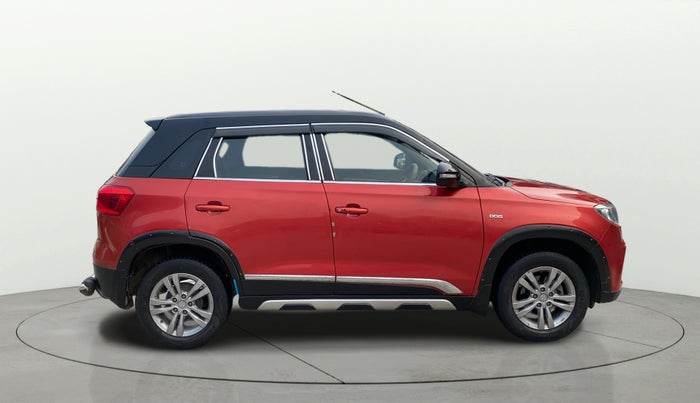 2017 Maruti Vitara Brezza ZDI PLUS DUAL TONE, Diesel, Manual, 98,175 km, Right Side View