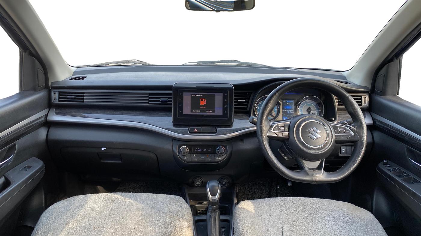2019 Maruti XL6 ALPHA AT, Petrol, Automatic, 1,24,575 km, Dashboard