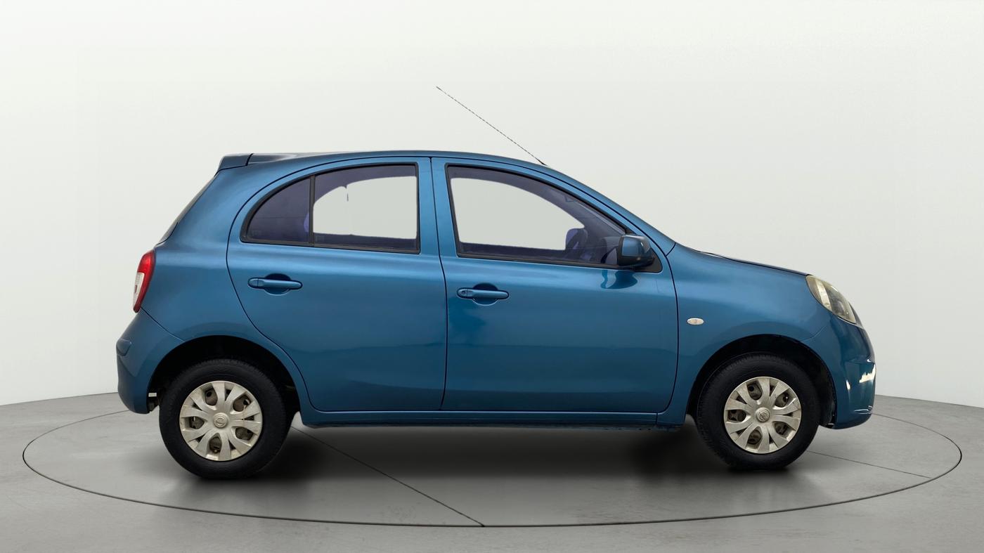 2015 Nissan Micra Active XV, Petrol, Manual, 67,227 km, Right Side View