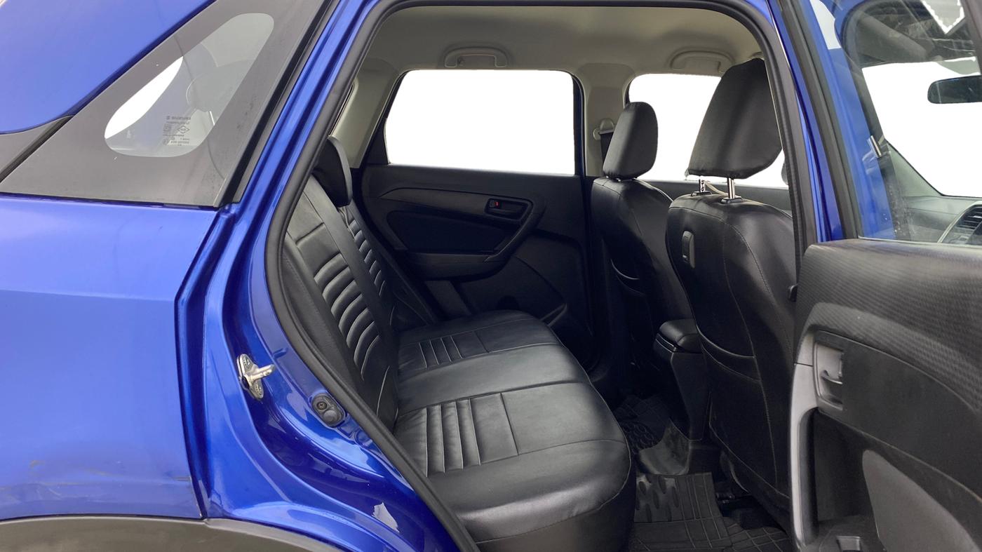 2020 Maruti Vitara Brezza VXI, Petrol, Manual, 30,586 km, Right Side Rear Door Cabin
