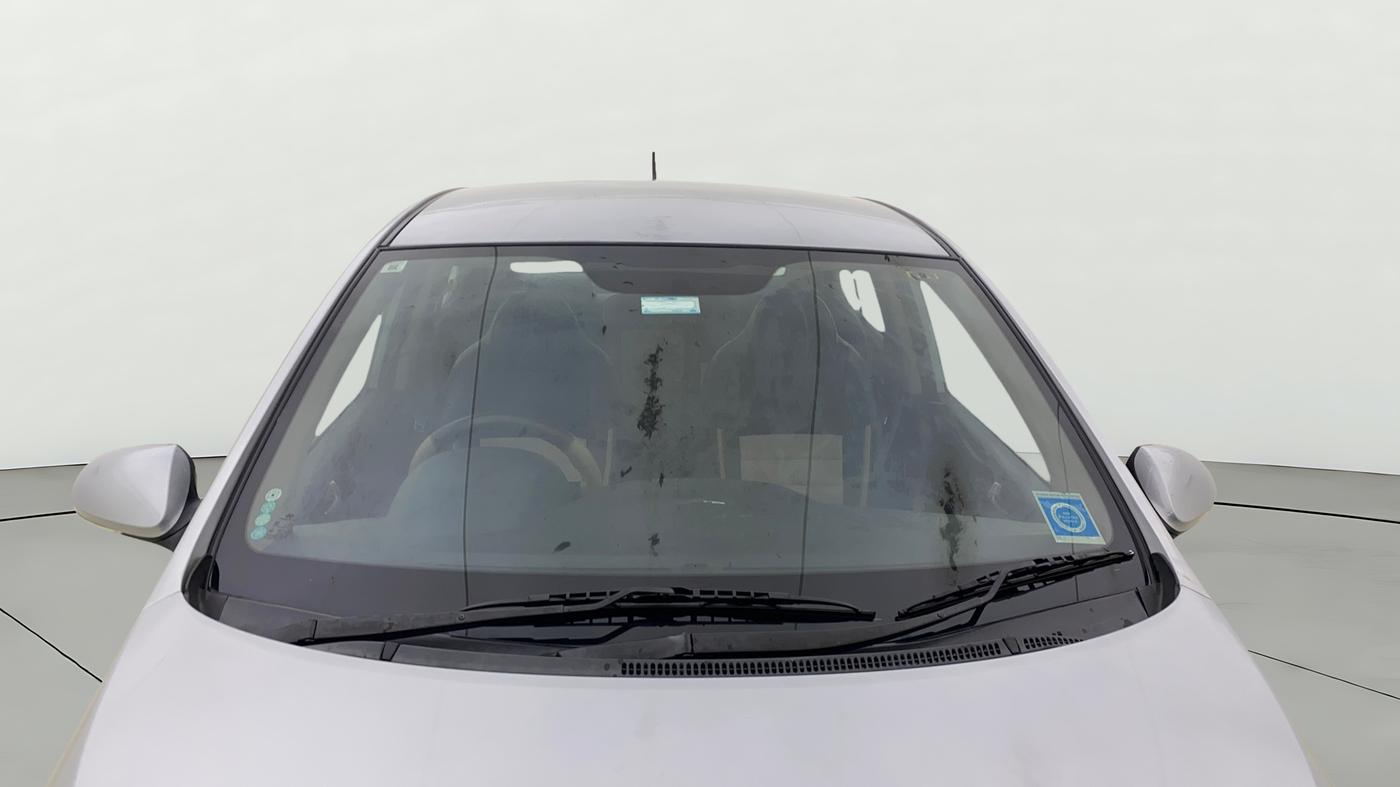 2014 Hyundai Xcent S 1.2, Petrol, Manual, 1,17,926 km, Front Windshield