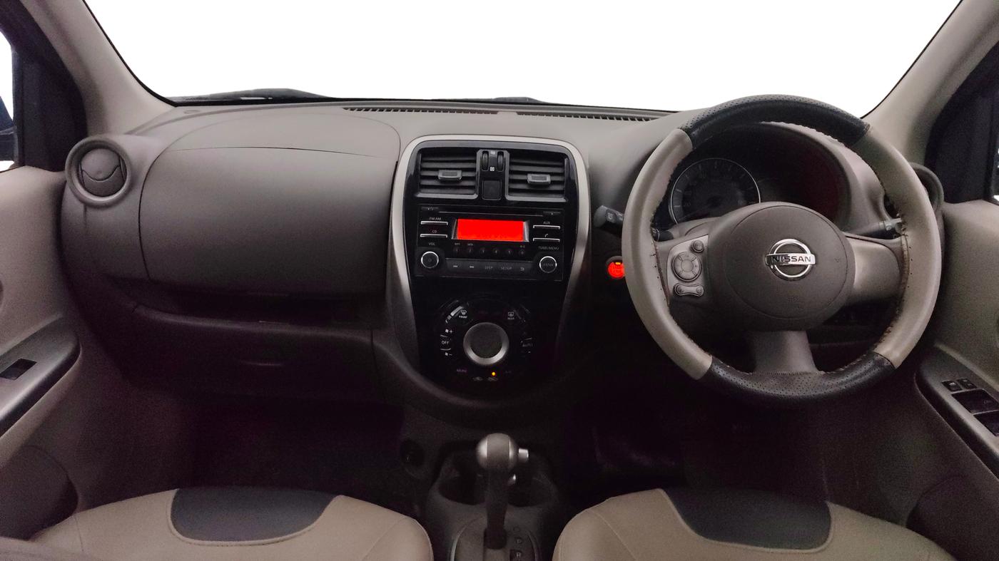 2014 Nissan Micra Active XV, Petrol, Manual, 65,989 km, Dashboard