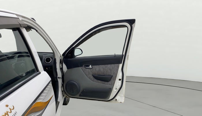 2017 Maruti Alto 800 LXI, CNG, Manual, 45,113 km, RHS Front Door