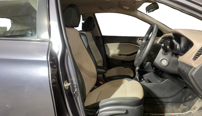 2017 Hyundai Elite i20 ASTA 1.2, Petrol, Manual, 22,932 km, Right Side Front Door Cabin