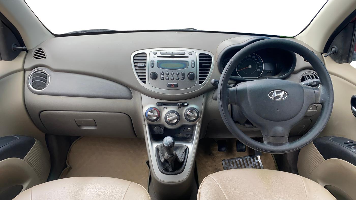 2016 Hyundai i10 SPORTZ 1.2, Petrol, Manual, 43,257 km, Dashboard