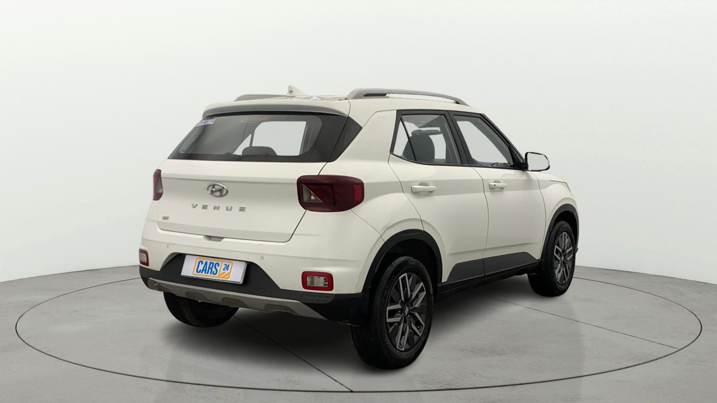 2022 Hyundai VENUE SX 1.5 CRDI, Diesel, Manual, 47,327 km, Right Back Diagonal