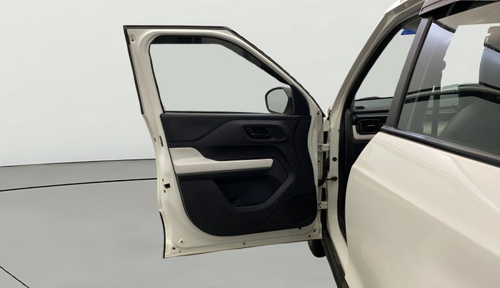 2023 Tata PUNCH PURE MT, Petrol, Manual, 25,989 km, LHS Front Door