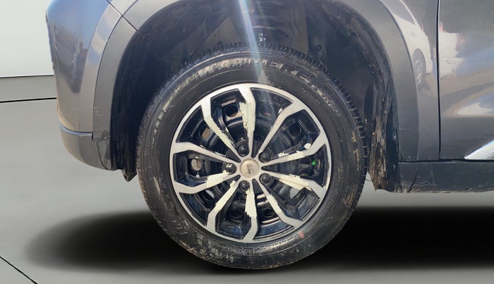 2021 Maruti Vitara Brezza VXI, CNG, Manual, 70,231 km, Left Front Wheel