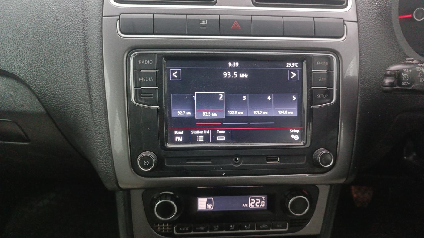 2021 Volkswagen Polo HIGHLINE PLUS 1.0, Petrol, Manual, 1,08,645 km, Air Conditioner