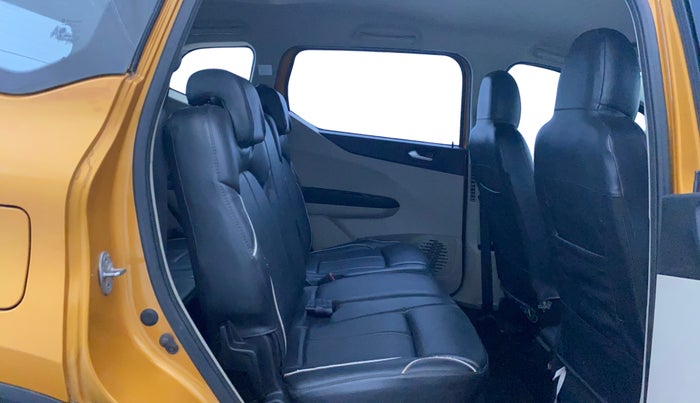 2019 Renault TRIBER RXZ, Petrol, Manual, 27,832 km, Right Side Rear Door Cabin