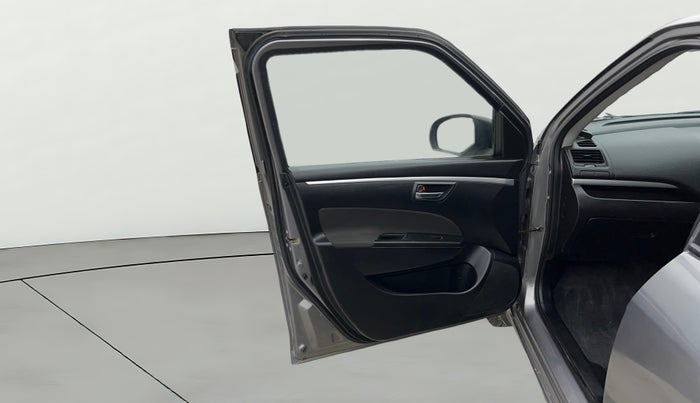 2015 Maruti Swift VXI, Petrol, Manual, 16,819 km, LHS Front Door