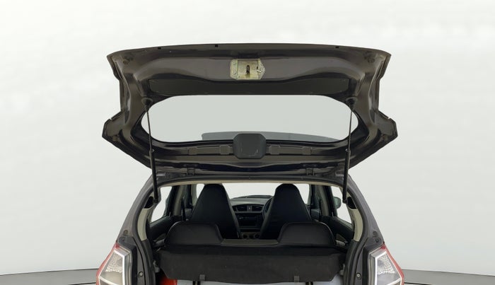 2017 Maruti Alto K10 LXI CNG (AIRBAG), CNG, Manual, 72,705 km, Boot Door Open