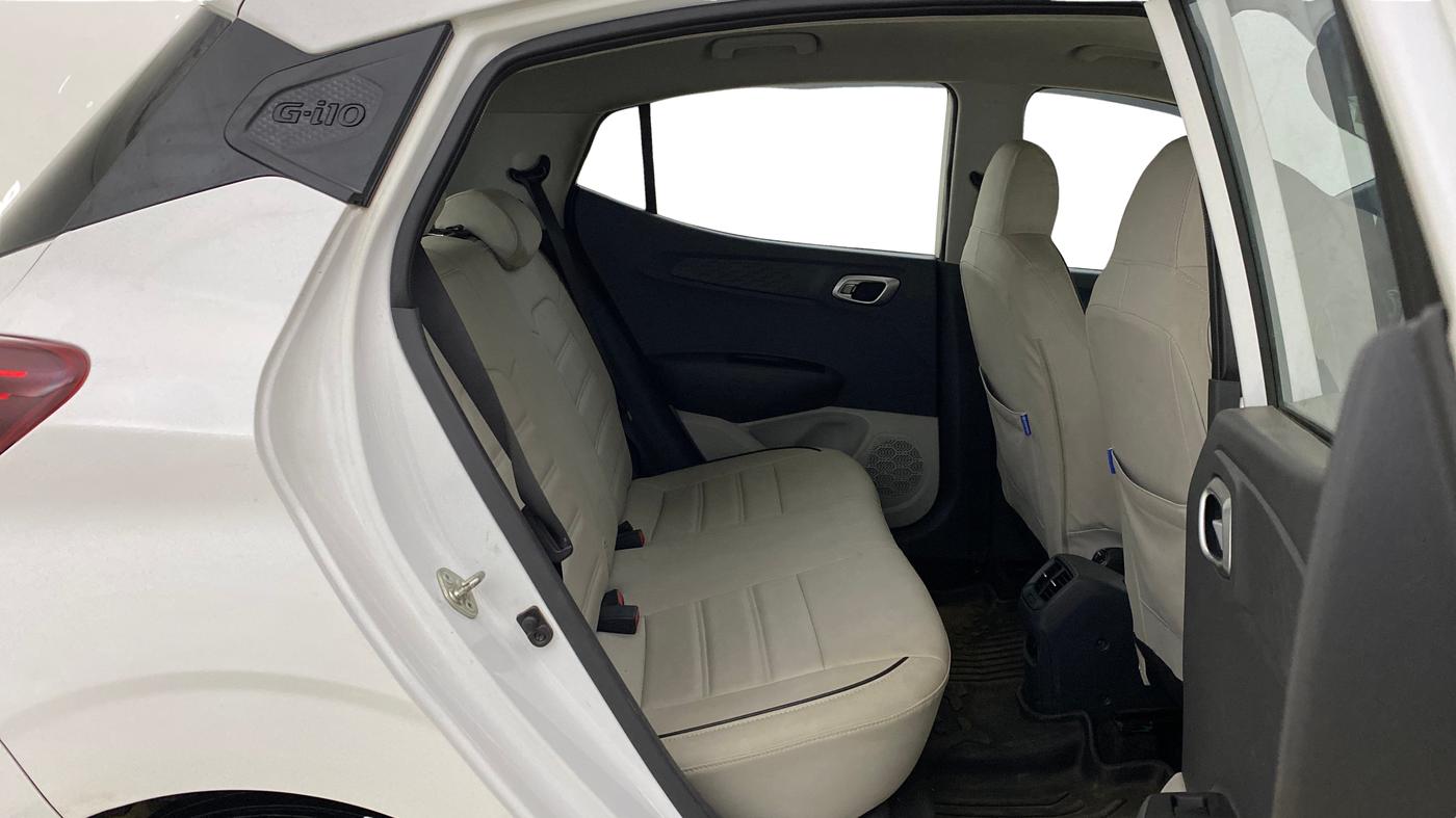2024 Hyundai GRAND I10 NIOS Sportz 1.2 HY-CNG Duo, CNG, Manual, 27,331 km, Right Side Rear Door Cabin