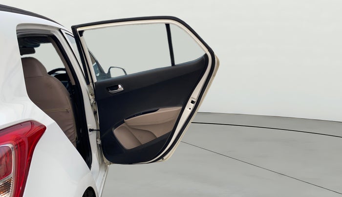 2015 Hyundai Grand i10 SPORTZ 1.2 KAPPA VTVT, Petrol, Manual, 6,138 km, RHS Rear Door