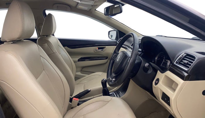 2018 Maruti Ciaz ALPHA 1.4 PETROL, Petrol, Manual, 99,109 km, Right Side Front Door Cabin