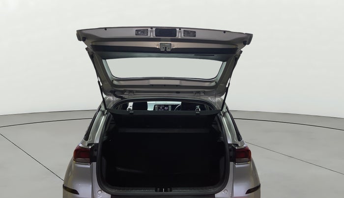 2022 KIA SONET HTK PLUS 1.2, Petrol, Manual, 17,803 km, Boot Door Open