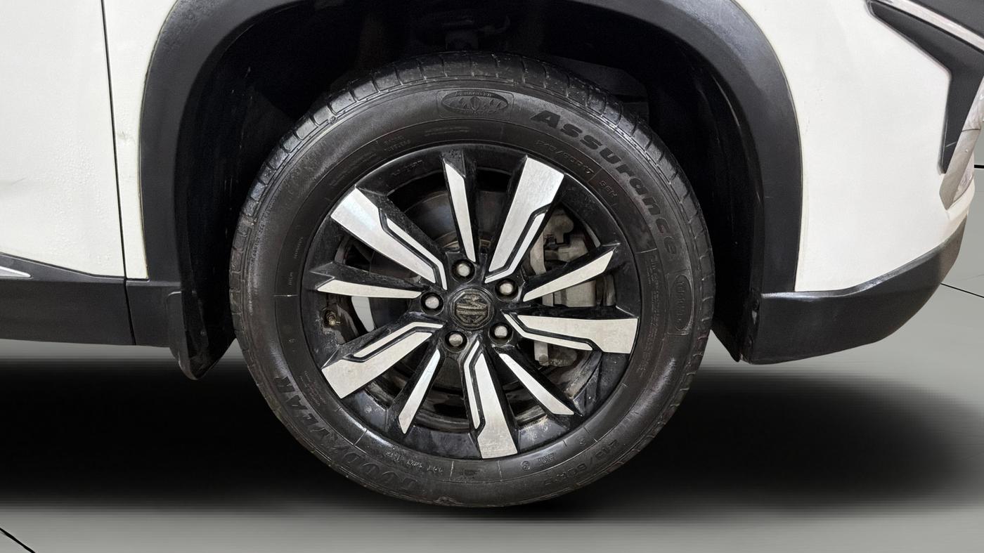2020 MG HECTOR SHARP 1.5 DCT PETROL, Petrol, Automatic, 30,959 km, Right Front Wheel