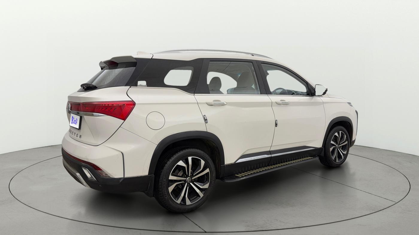 2023 MG HECTOR SHARP PRO 1.5 TURBO MT PETROL, Petrol, Manual, 50,929 km, Right Back Diagonal