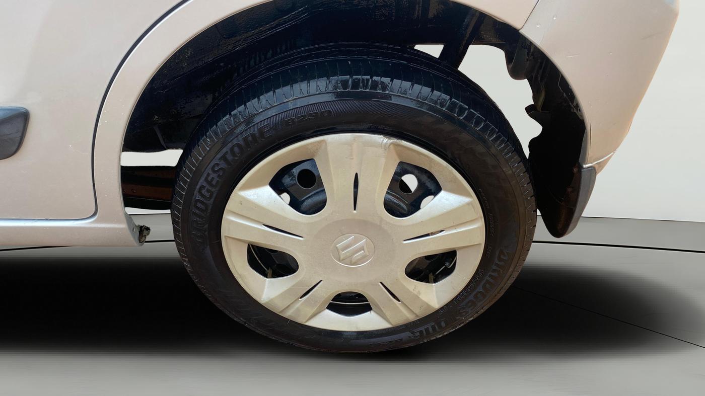 2013 Maruti Wagon R 1.0 VXI, Petrol, Manual, 52,605 km, Left Rear Wheel