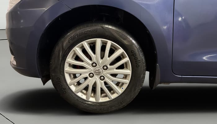 2022 Maruti Dzire ZXI CNG, CNG, Manual, 54,311 km, Left Front Wheel