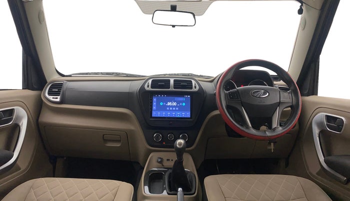 2018 Mahindra TUV300 T10, Diesel, Manual, 80,124 km, Dashboard