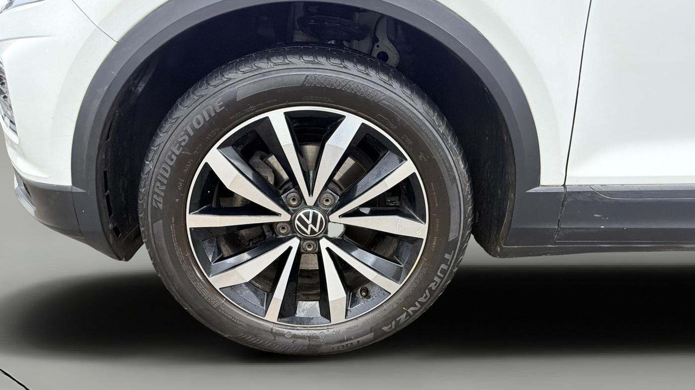 2021 Volkswagen T-ROC 1.5 TSI AT, Petrol, Automatic, 67,344 km, Left Front Wheel