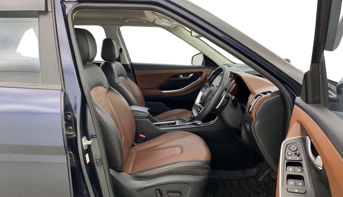 2022 Hyundai ALCAZAR PLATINUM(O) 6STR 1.5 AT, Diesel, Automatic, 78,426 km, Right Side Front Door Cabin