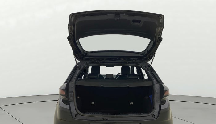 2022 Tata ALTROZ XZA PLUS DARK EDTION, Petrol, Automatic, 76,384 km, Boot Door Open