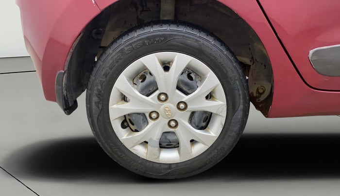 2015 Hyundai Grand i10 SPORTZ 1.2 KAPPA VTVT, Petrol, Manual, 23,888 km, Right Rear Wheel