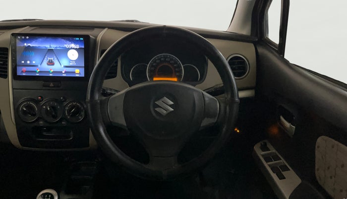 2015 Maruti Wagon R 1.0 VXI, CNG, Manual, 83,196 km, Steering Wheel Close Up