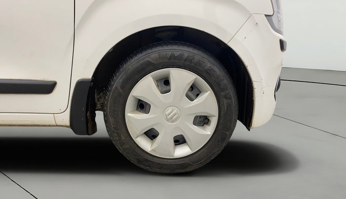 2023 Maruti New Wagon-R VXI 1.0 AMT, Petrol, Automatic, 16,816 km, Right Front Wheel