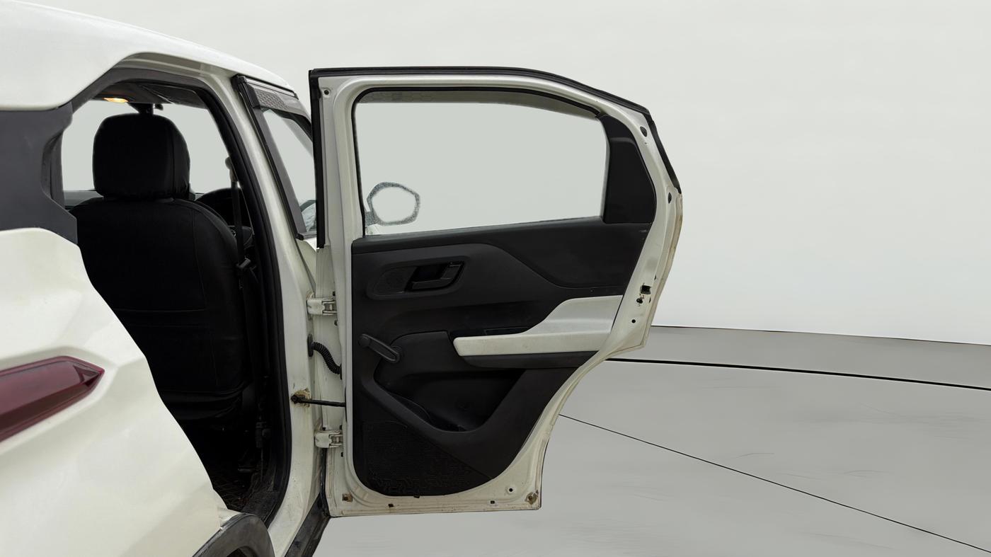 2022 Tata PUNCH PURE MT, Petrol, Manual, 18,448 km, RHS Rear Door