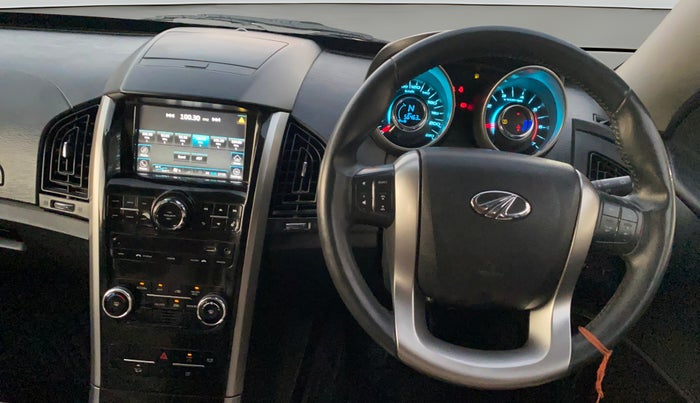 2019 Mahindra XUV500 W9, Diesel, Manual, 56,437 km, Steering Wheel Close Up