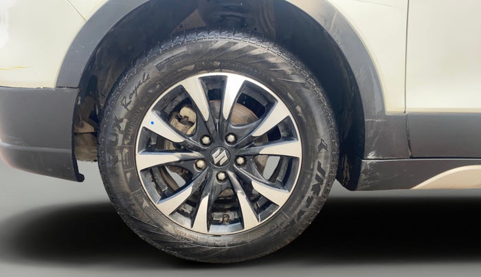 2022 Maruti S Cross ALPHA 1.5, Petrol, Manual, 47,877 km, Left Front Wheel