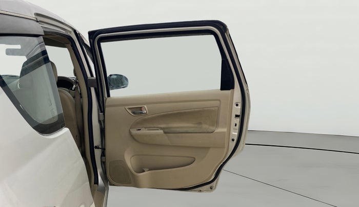 2018 Maruti Ertiga ZXI, CNG, Manual, 61,743 km, RHS Rear Door