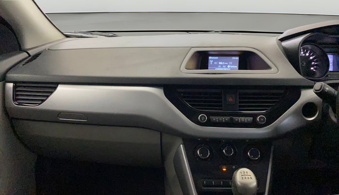 2019 Tata NEXON XM PETROL, Petrol, Manual, 1,18,744 km, Air Conditioner