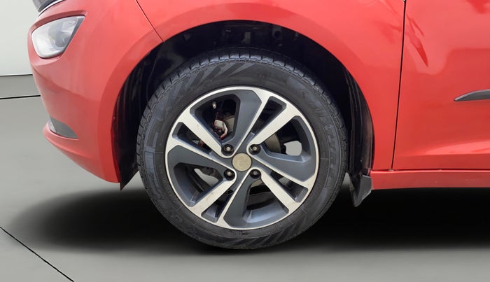 2021 Tata ALTROZ XZ PETROL, Petrol, Manual, 71,615 km, Left Front Wheel