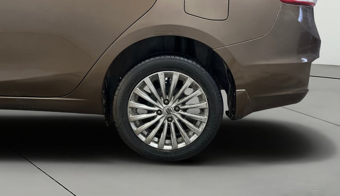 2016 Maruti Ciaz ZXI+, Petrol, Manual, 34,669 km, Left Rear Wheel